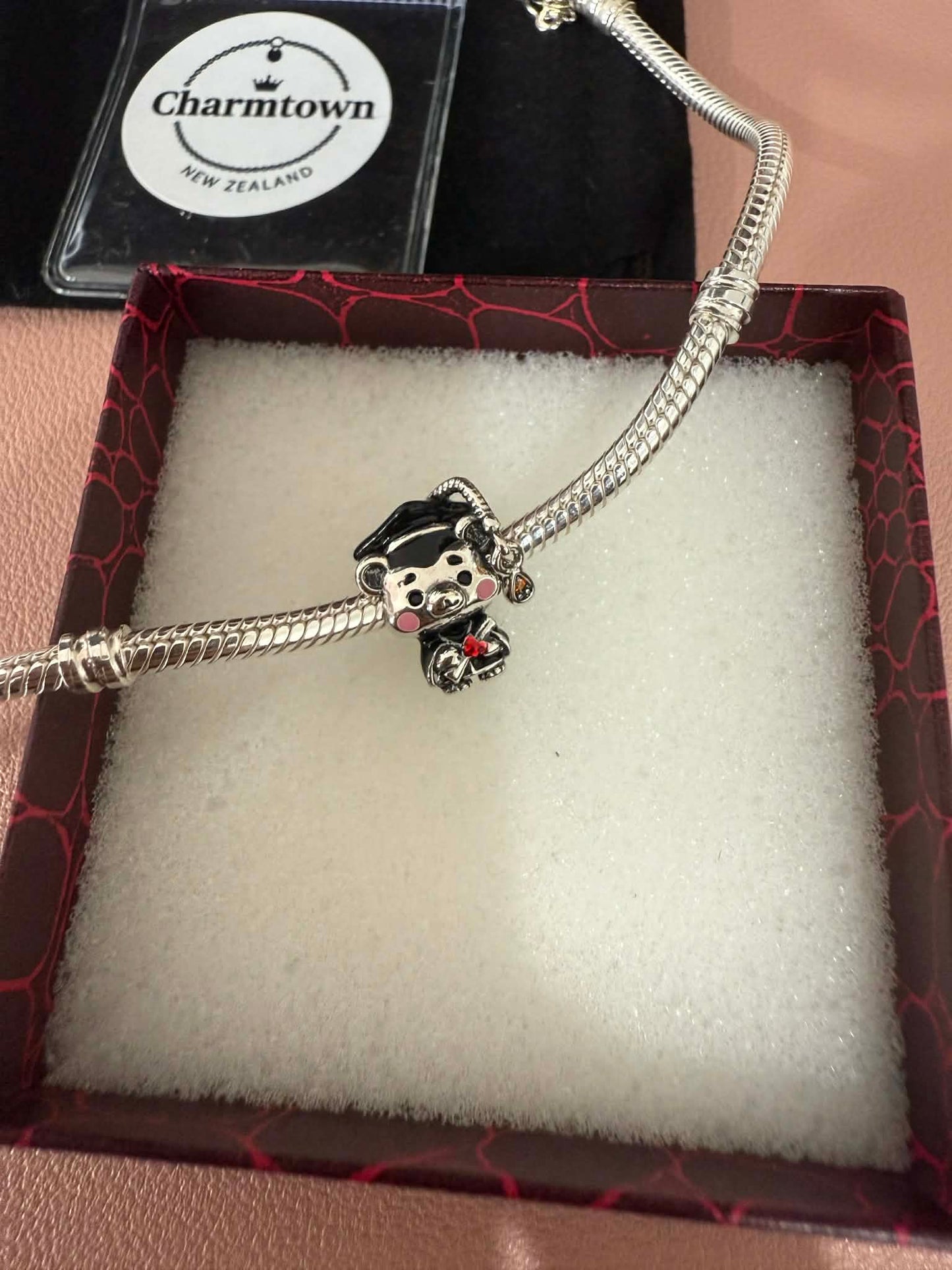 Graduation Bear with Hat Chram For Bracelet