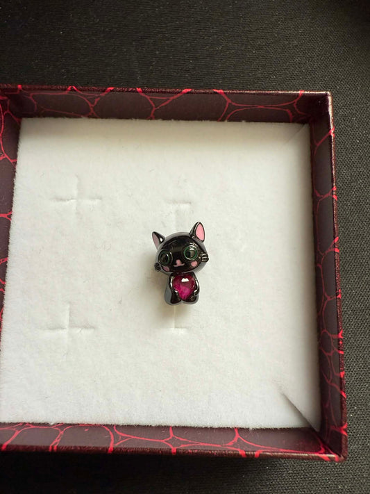 Black Cat Embraces Heart Gemstone Charm For Bracelet