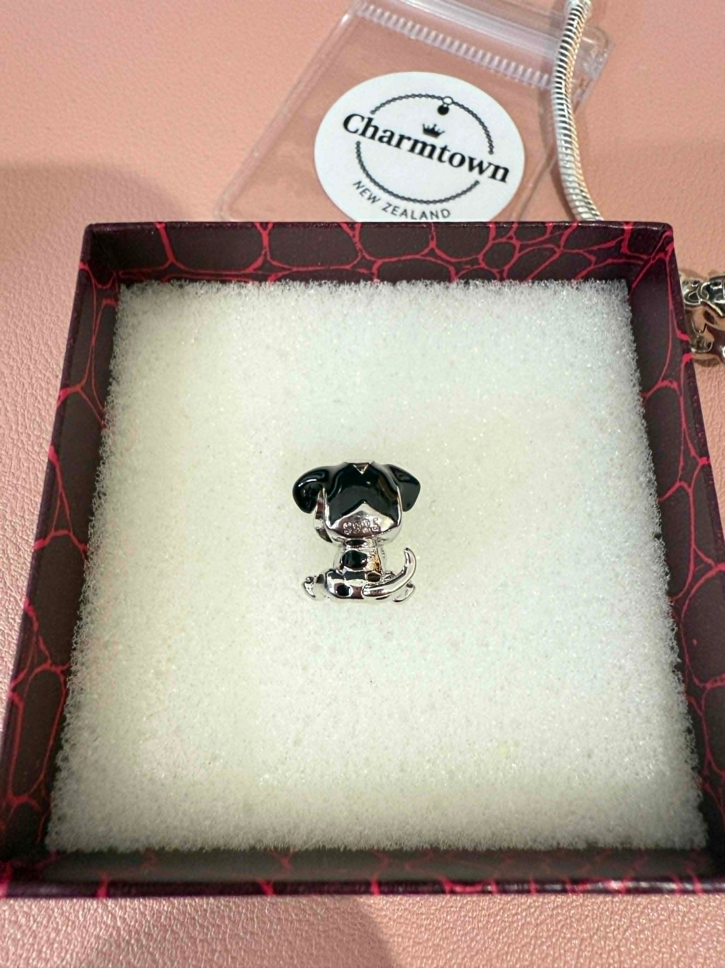 Dog White-Black Charm For Bracelet (s925)